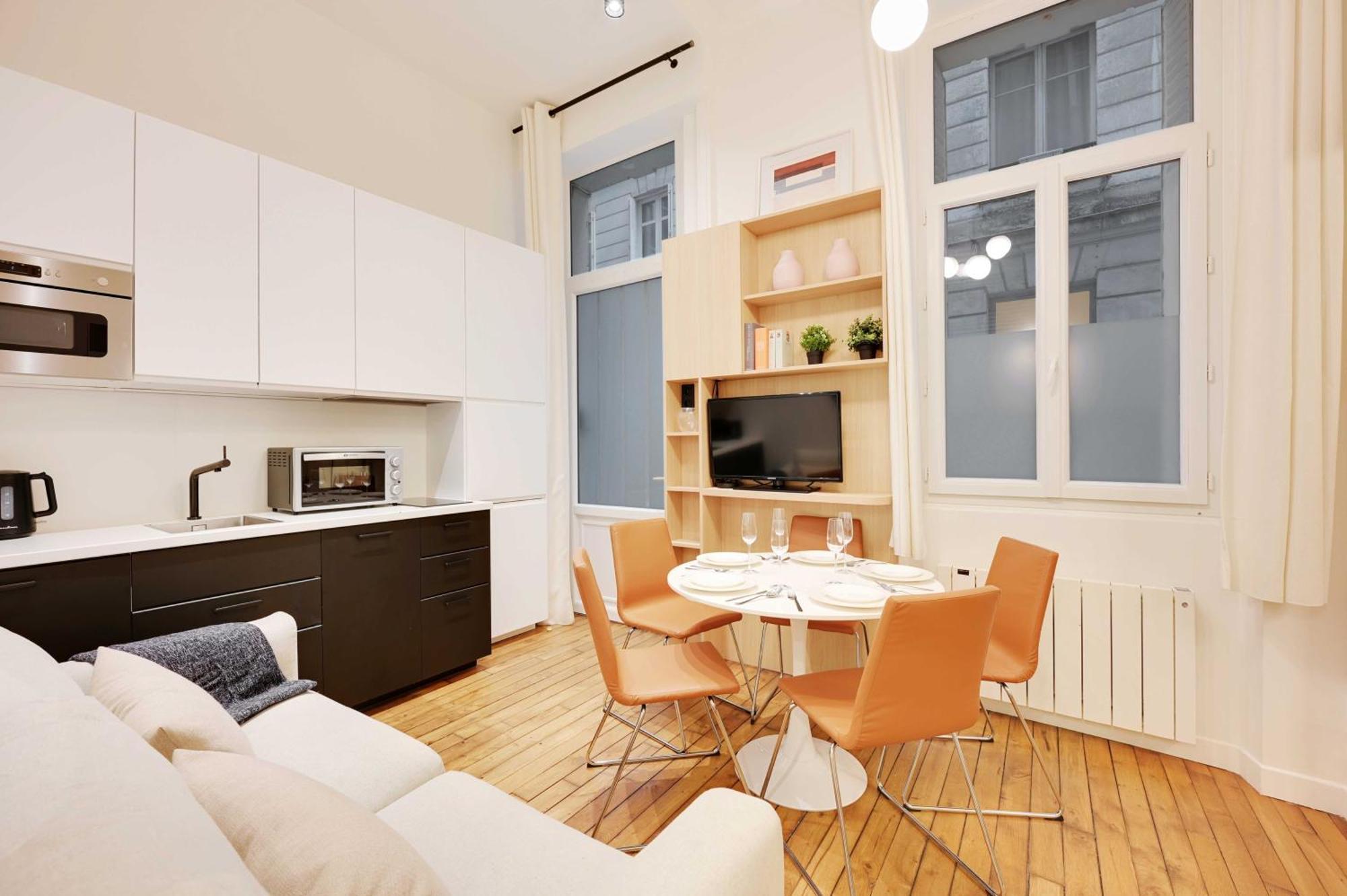 Beautiful -1br-4p- Tour Eiffel - Invalides Appartement